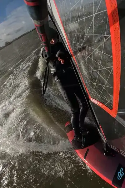 strap to strap